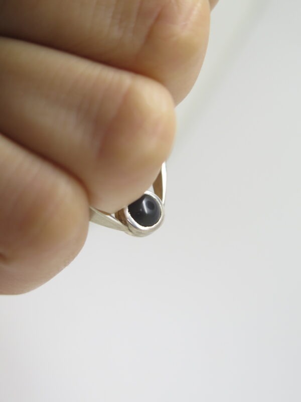 bague en argent jaspe noir et labradorite