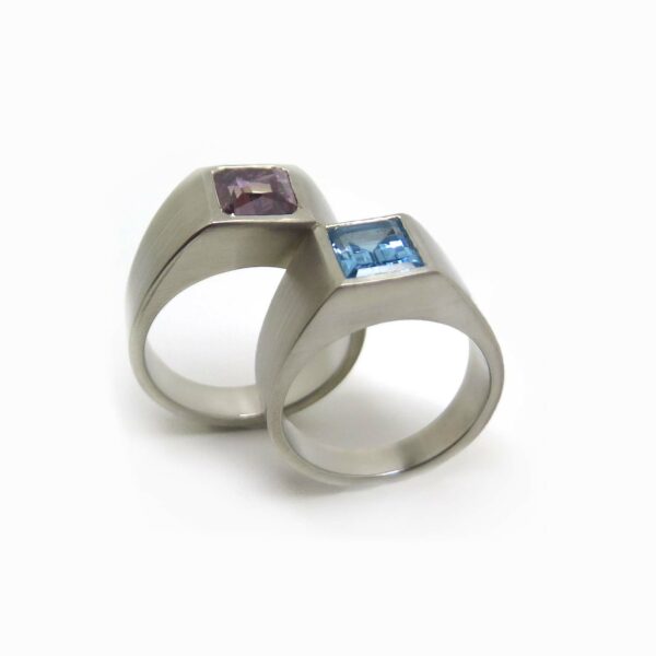 chevalière en argent pour homme sur mesure