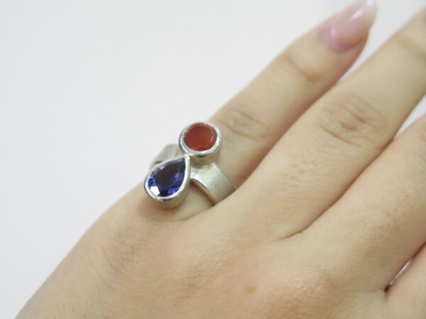 bague en Argent, Cornaline et Cordierite