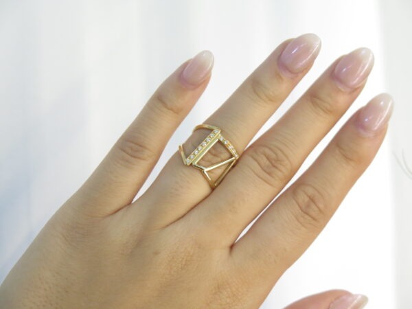 bague en or jaune et diamants