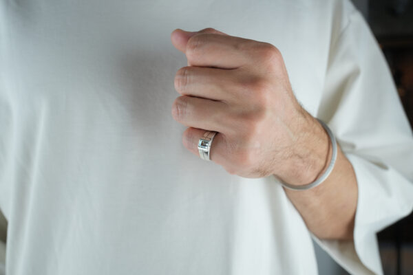 Bague en argent massif gravé pour homme