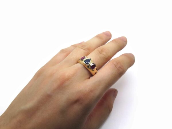 Bague jonc portée