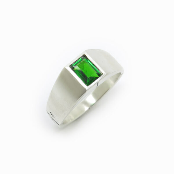 Chevalière sur mesure argent et tourmaline