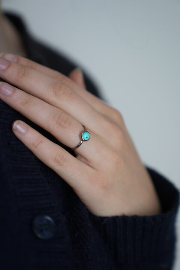 Bague sur mesure martelé
