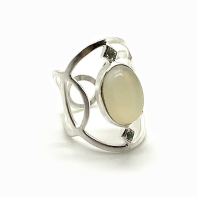 Cabochon de pierre de lune