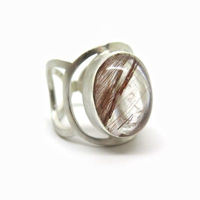 bague de créateur en argent et quartz rutile