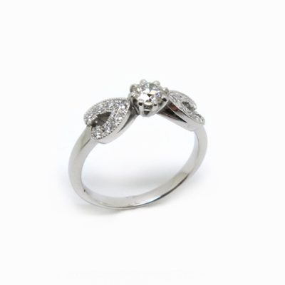 Bague volute or blanc diamants