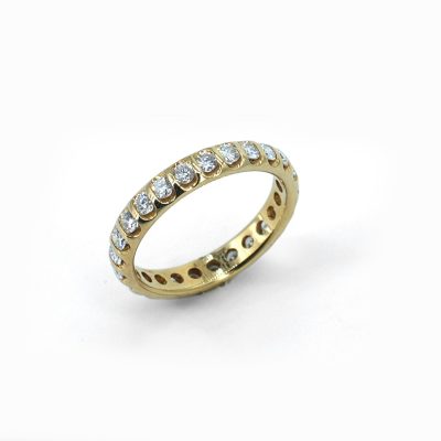 Bague en or jaune et diamants