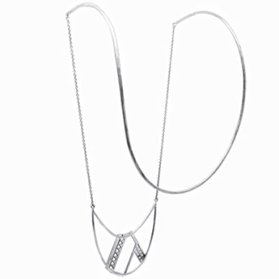 collier a porter dans le dos