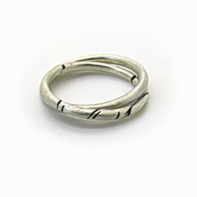 bague a motifs de lignes pour homme