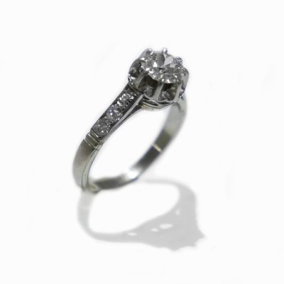 bague ancienne en platine