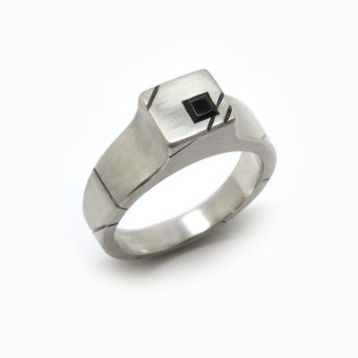 chevalière argent spinelle
