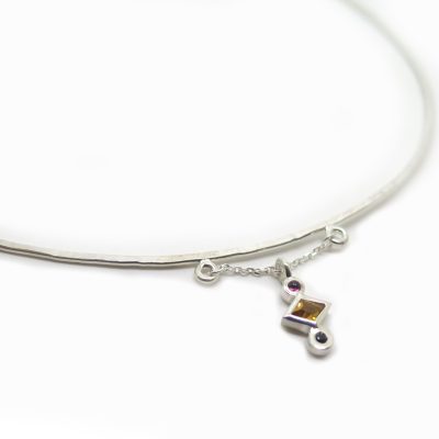 collier torque fin Grenat citrine et tourmaline